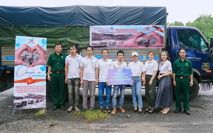 Hỗ trợ trực tuyến qua Live Chat